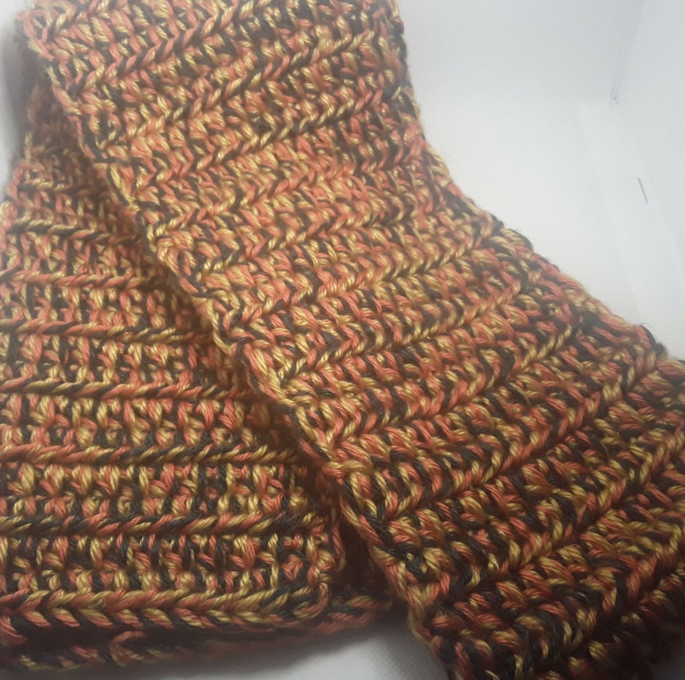 NWOT handmade scarf(Fall)